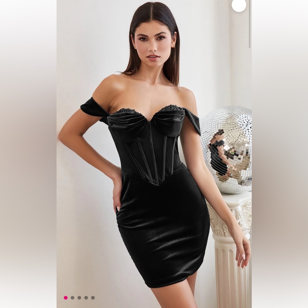 NWOT Cinderella Short Velvet Homecoming Mini Dress Size 10